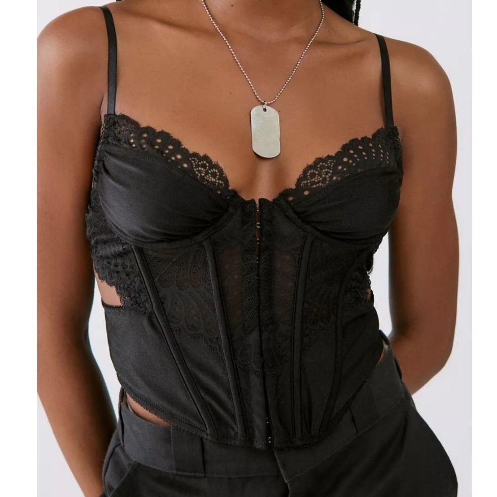 Urban Outfitters Out From Under Modern‎ Love Corset L Black Lace Bustier Gothic